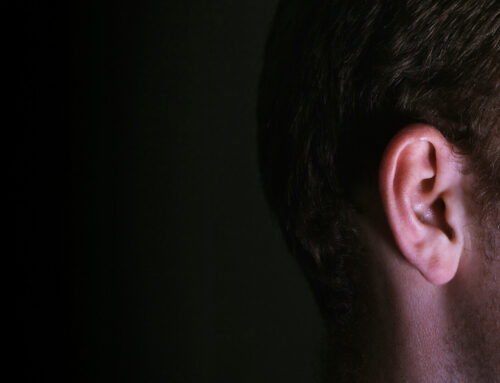 10 segnali che è ora di controllare l’udito